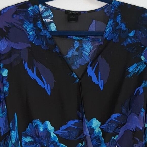 ANN TAYLOR  Faux Wrap Blouse Blue, Teal & Purple Floral Print Blouse, Sz S - Picture 2 of 6